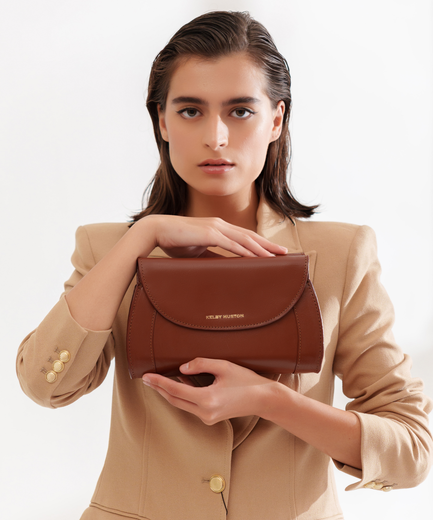 CARY CLUTCH SLING BAG - BROWN