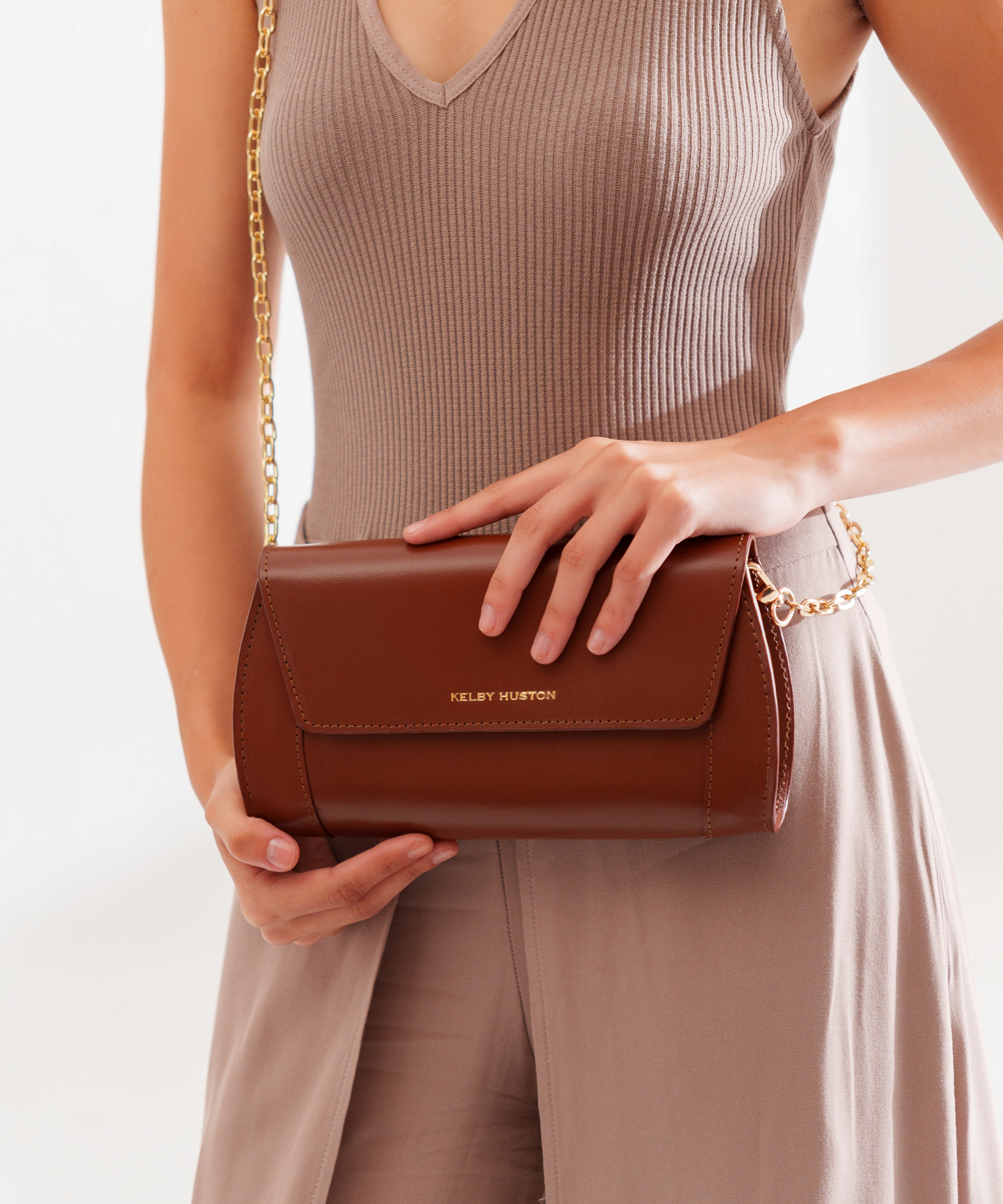 NEMY CLUTCH SLING BAG - BROWN