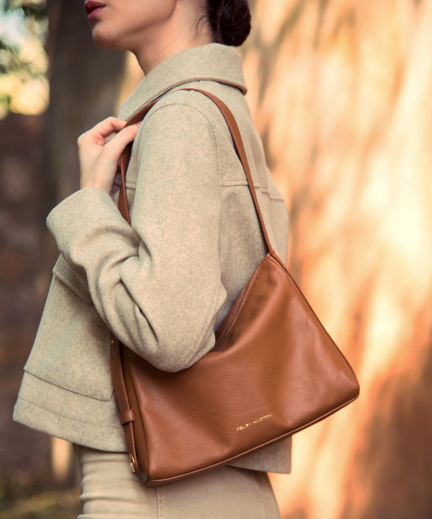 EMMY SHOULDER BAG - TAN